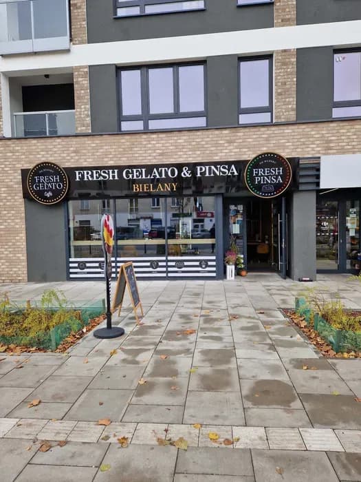 Odstąpię lodziarnio- kawiarnię