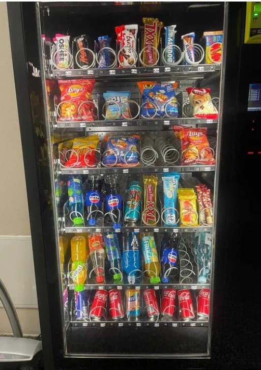 Sprzedam dochodową firmę Vendingową – 15 Automatów z lokalizacjami !!!