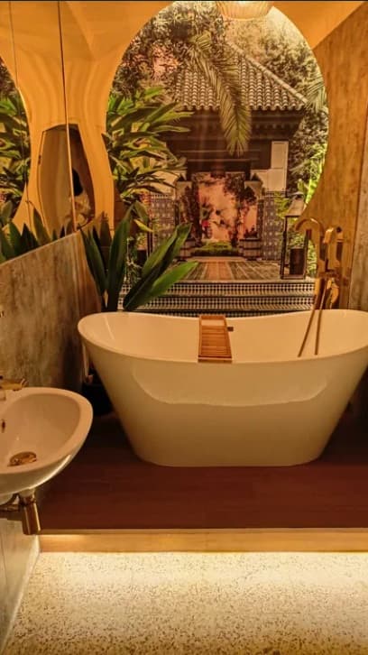 Sprzedam wyposażenie lokalu pod salon masażu / gabinet fizjoterapii