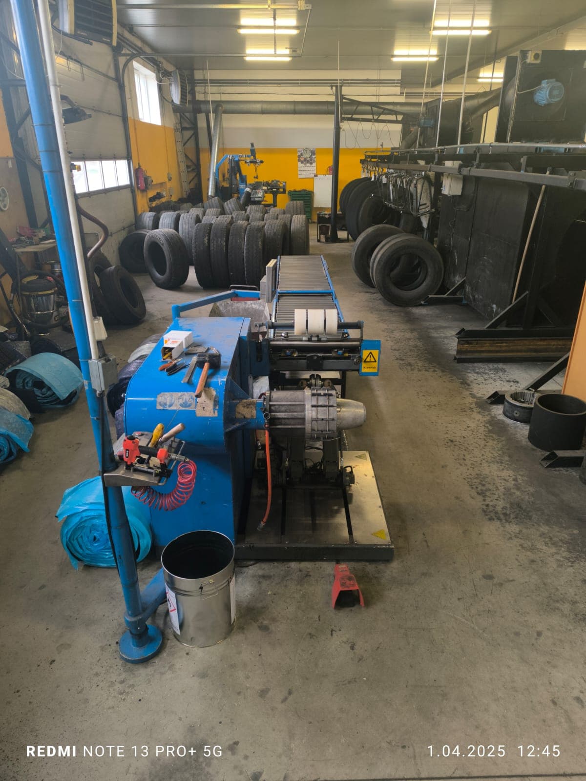 Bieżnikownia opon ciężarowych 2 linie Bandag Marangoni Gotowy biznes - 1