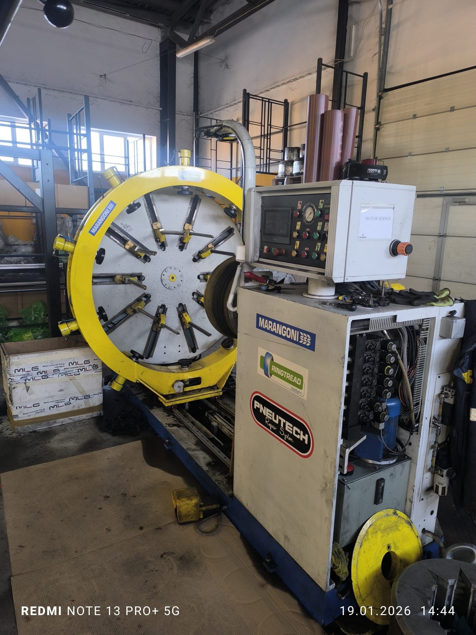 Bieżnikownia opon ciężarowych 2 linie Bandag Marangoni Gotowy biznes - 9